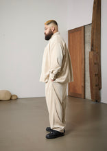 画像をギャラリービューアに読み込む, 【予約商品・12月下旬発送予定】Corduroy barrel pants beige
