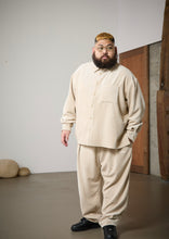 画像をギャラリービューアに読み込む, 【予約商品・12月下旬発送予定】Corduroy barrel pants beige
